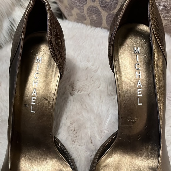 Michael Bronze Leather Snakeprint Pointy Toe Slip On Pumps Sz 8 - Picture 11 of 12